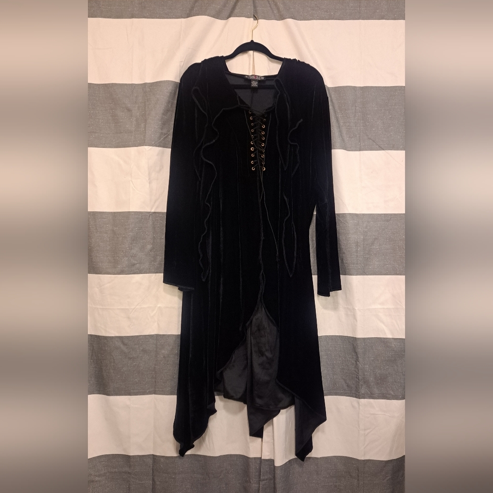 The Pyramid Collection womens cape